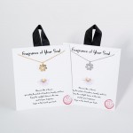 Wholesale dainty Chain Link Necklace Metal Flower Pendant L Extender L Hypoaller