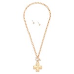 Wholesale chain Link Necklace Hammered Metal Plus Cross toggle Clasp Pendant Inc