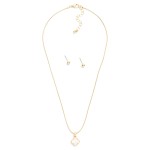 Wholesale snake Chain Necklace Pearlescent Clover Detail Metal Ball Stud Earring