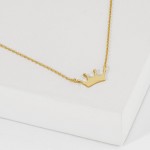 Wholesale dainty Chain Link Necklace Metal Crown Pendant Gold Dipped Hypoallerge