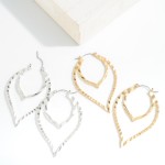 Wholesale textured Brass Drop Earrings L Brass Metal Construction