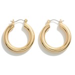 Chunky Brass Hollow Hoop

- Approximately 1-2.25" L
- Genuine Premium Brass Hollow Hoop
- Hypoallergenic 
 
