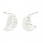 Wholesale metallic Scalloped Post Drop Earrings L