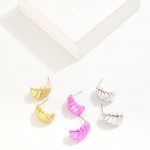 Wholesale metallic Scalloped Post Drop Earrings L