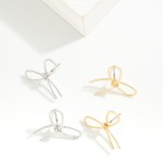 Wholesale twisted Metal Bow Stud Earrings L