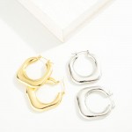 Do Everything In Love Rounded Square Metal Tone Hoop Earrings

- Brass Base
- Hypoallergenic
- White / 14K Gold Dipped
- Made In Korea
- Approximately 1" D