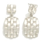 Wholesale metal Brick Link Pattern Drop Earrings L