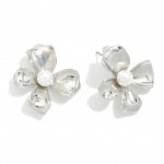 Wholesale metal Flower Oversized Stud Earrings Pearl W