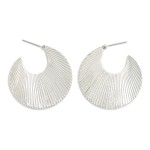 Wholesale ribbed Sun Rays Metal Hoop Earrings D