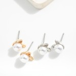Wholesale pearl Stud Earrings Metal Triangle Details L