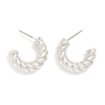 Wholesale twisted Metal Hoop Earrings D