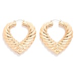 Wholesale large Ribbed Metal Heart Hoop Earrings L