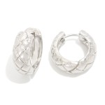Wholesale quilted Metal Huggie Hoop Earrings D