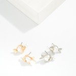 Wholesale pearlescent Metal Fish Stud Earrings L