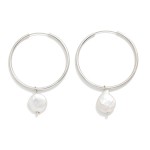 Wholesale metal Tube Hoop Earrings Flat Pearl Detail D