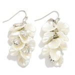 Wholesale linked Metal Pearl Leaves Drop Earrings L