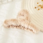 Wholesale faux Fur Criss Cross Hair Claw L