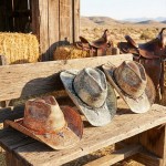 Wholesale painted Cowboy Hat Western Bull Head Hat Boot Cactus Charms One Paper