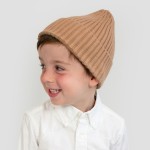  Kids Knit Beanie 

- 52% Viscose/ 29% Polyester/ 19% Nylon
- M/L Fits 6-12