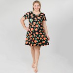 Wholesale women s Plus short sleeve citrus print dress pockets o Short sleeves o