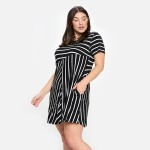 Wholesale soft Multi directional Lined line Dress Short Sleeves Two Pockets Hip