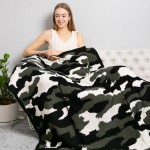 Wholesale camouflage Knit ComfyLuxe Two One Blanket Pillow Softest Throw Blanket