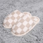 Wholesale comfyLuxe Checker Microfiber Slide Slipper US Women s S M M L Polyeste