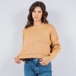 Soft Knit Exposed Seam Sweater (6 Pack) 

- Side Slits Included  
- 50% Viscose / 28% Polyester/ 22% Nylon 
