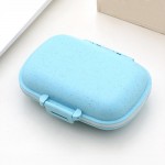 Speckled Eight Compartment Travel Case 

- Hinge Snap Closure Lid 
- Snap Closure Compartments 
- 2 Large / 6 Medium Separate Compartments 
- Approximately 4.5"W X 3"T X1.5"D