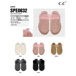 C.C SPE0032
Waffle Knitted Slippers

- US Women's Size: S/M (6-8) M/L (8-10)
- Shell: 100% Acrylic 
- Faux Fur: 100% Polyester