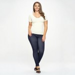 Wholesale women s Plus Seamless Reversible V Neck Short Sleeve Top Fitted Silhou