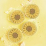 Wholesale do Everything Love Solar Soak Bath Bomb Bask Golden Glow Solar Soak Ba