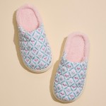 Wholesale quilted Puffy Slippers Holiday Wreath Print Rubber Sole Non Slip