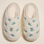 Wholesale fleece Lined Floral Slippers Embroidered Detail Packs Non slip Cushion