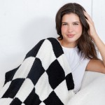 Wholesale solmere Blanket Checkered Print Blanket Wrap yourself pure indulgence