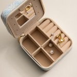 Wholesale floral Print Vegan Leather Travel Jewelry Box Full Zipper Closure Mirr