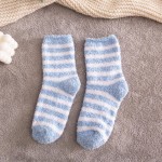 Wholesale refresh hosiery wall assorted six pack plush striped crew socks built