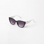 Wholesale cateye Sunglasses Gold Detail Assorted Colors UVA UVB Protection Anti