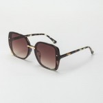 Wholesale oversize Square Sunglasses Metal Details Pack Assorted Colors UVA UVB