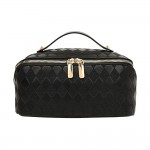 Wholesale vegan Leather Diamond Checker Travel Makeup Bag Full Zipper Closure In