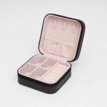 Wholesale vegan Leather Travel Jewelry Box Diamond Stitch Detail Full Zipper Clo