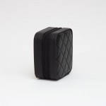 Wholesale vegan Leather Travel Jewelry Box Diamond Stitch Detail Full Zipper Clo