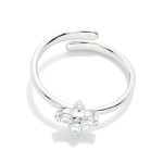 Wholesale metal Ring Rhinestone Clover Detail