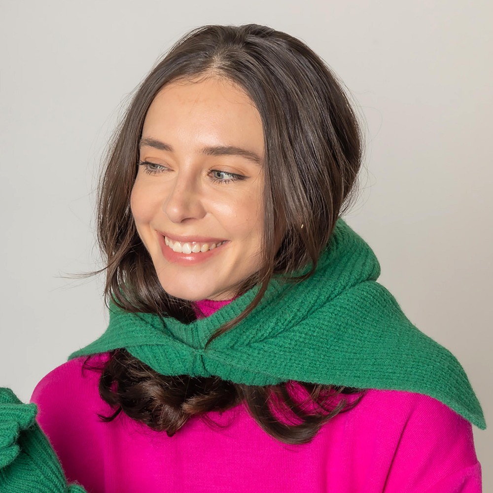 Soft Knit Removable Hood - One Size Fits Most - 100% Acrylique view 6