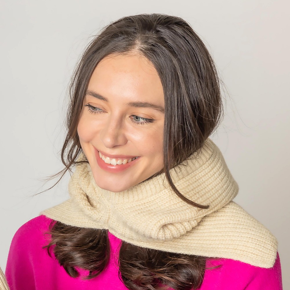 Soft Knit Removable Hood - One Size Fits Most - 100% Acrylique view 4