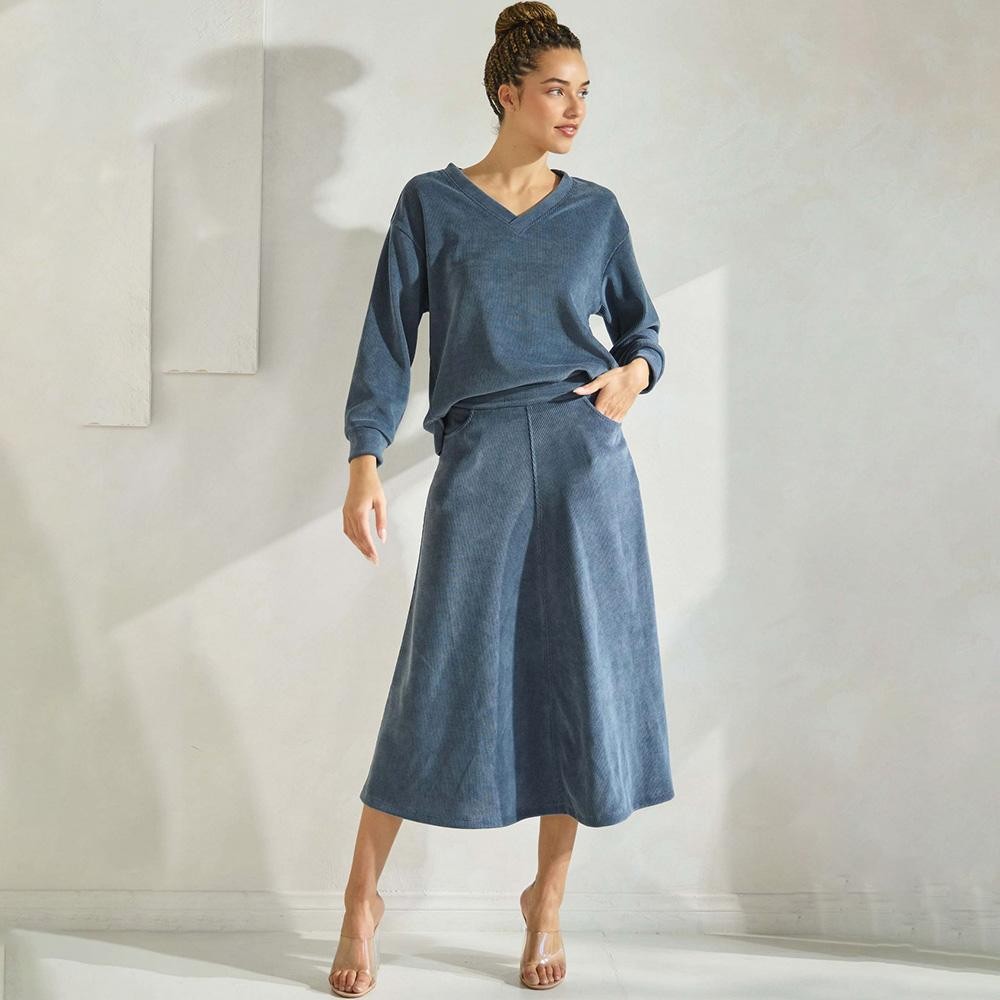 Women's Corduroy Flared Long Skirt - Relaxed-fit - Corduroy fabric - Ribbed - Flared - Smooth - Imported - 98% polyester 2% spandex view 2