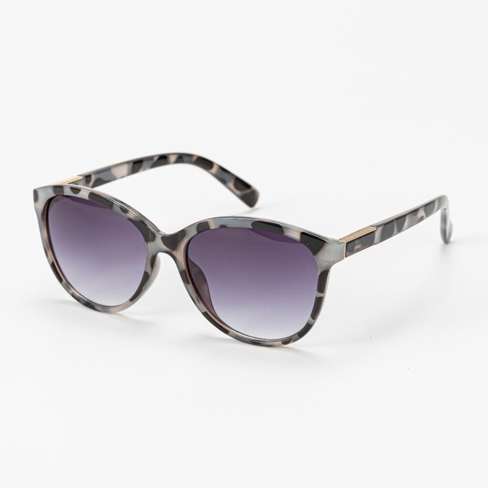 Cateye Sunglasses With Gradient Lens - Assorted Colors - UVA - UVB 400 Protection - Anti-Scratch Lenses Material: - Face: Plastic - Legs: Plastic view 6
