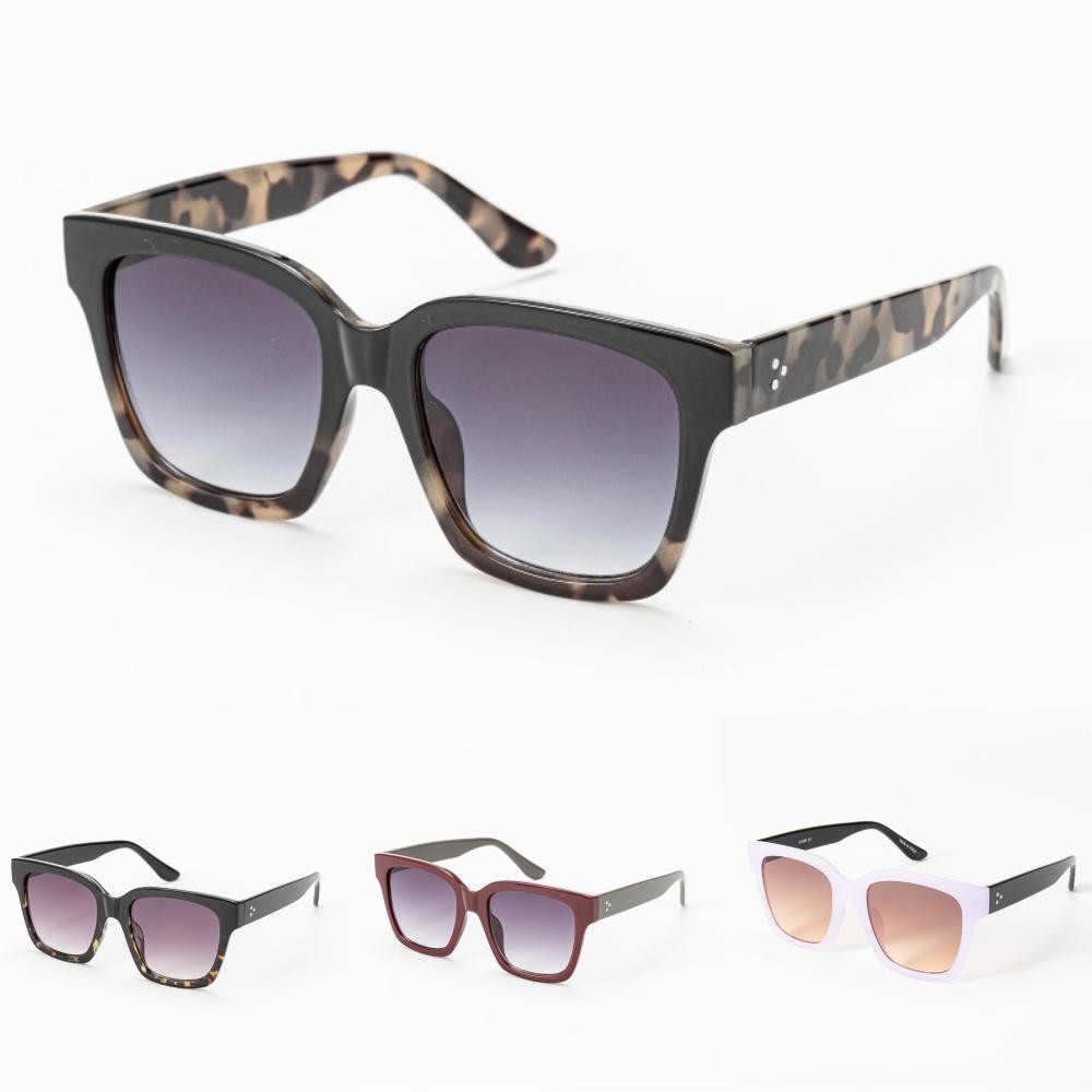 Retro Oversize Square Sunglasses - Assorted Colors - UVA - UVB 400 Protection - Anti-Scratch Lenses Material: - Face: Plastic - Legs: Plastic view 2