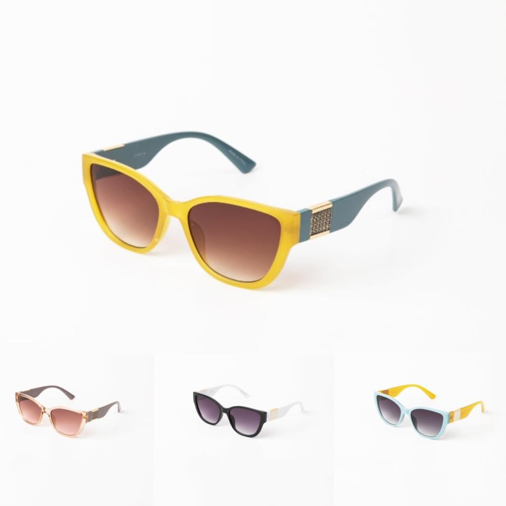 Cateye Sunglasses With Gold Tone Detail - Assorted Colors - UVA - UVB 400 Protection - Anti-Scratch Lenses Material: - Face: Plastic - Legs: Plastic view 2