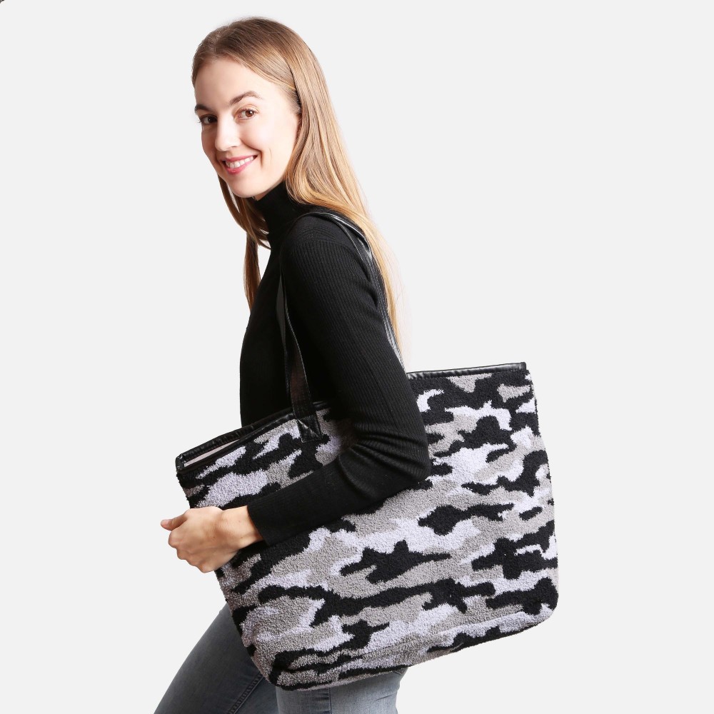 ComfyLuxe Camouflage Knit Tote Bag - Lined - Magnetic Closure - Two Internal Pockets - Approximately 20" H x 40" W - Handle Approximately 10" Drop - 100% Poly Microfiber view 4
